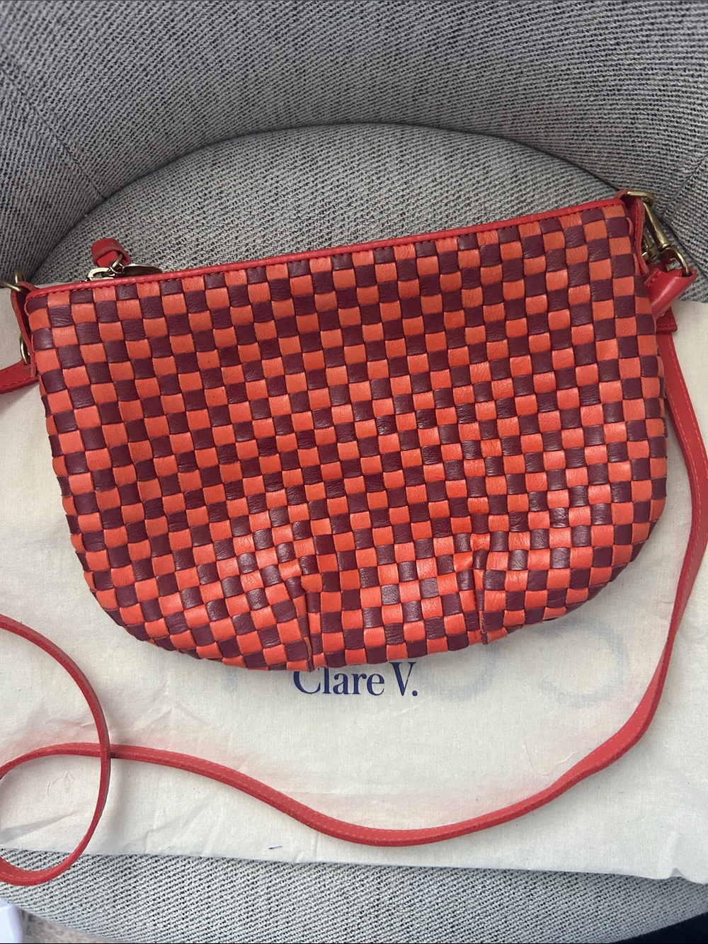 Clare V. Petit Moyen Messenger Crossbody - Picture 4 of 8